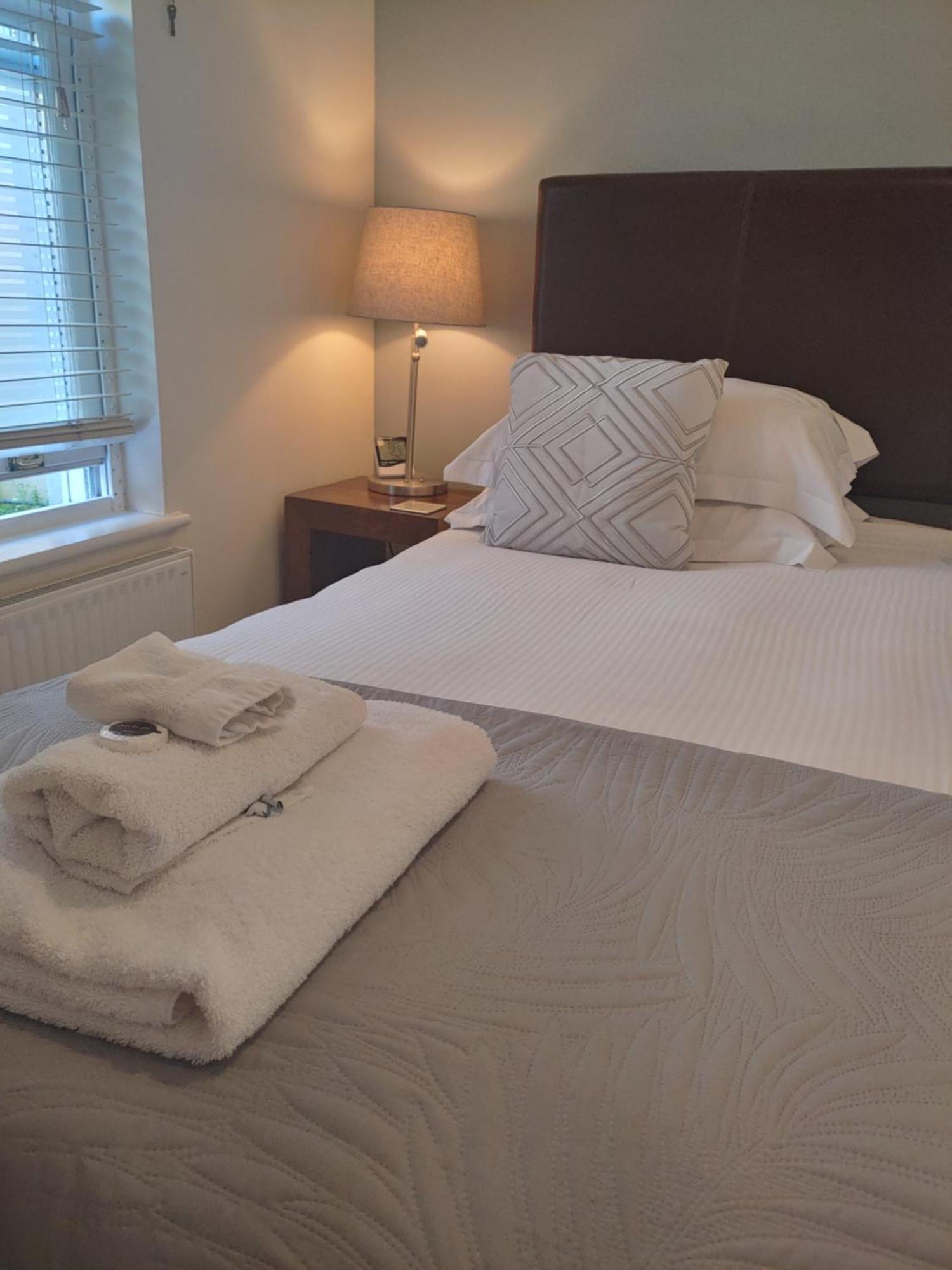 The Bath House Apartments - Free 1St Breakfast - Free Parking Zimmer foto