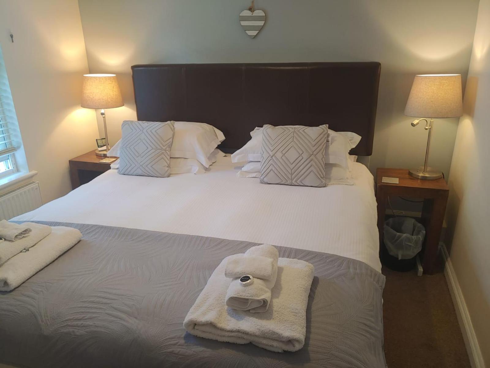 The Bath House Apartments - Free 1St Breakfast - Free Parking Zimmer foto