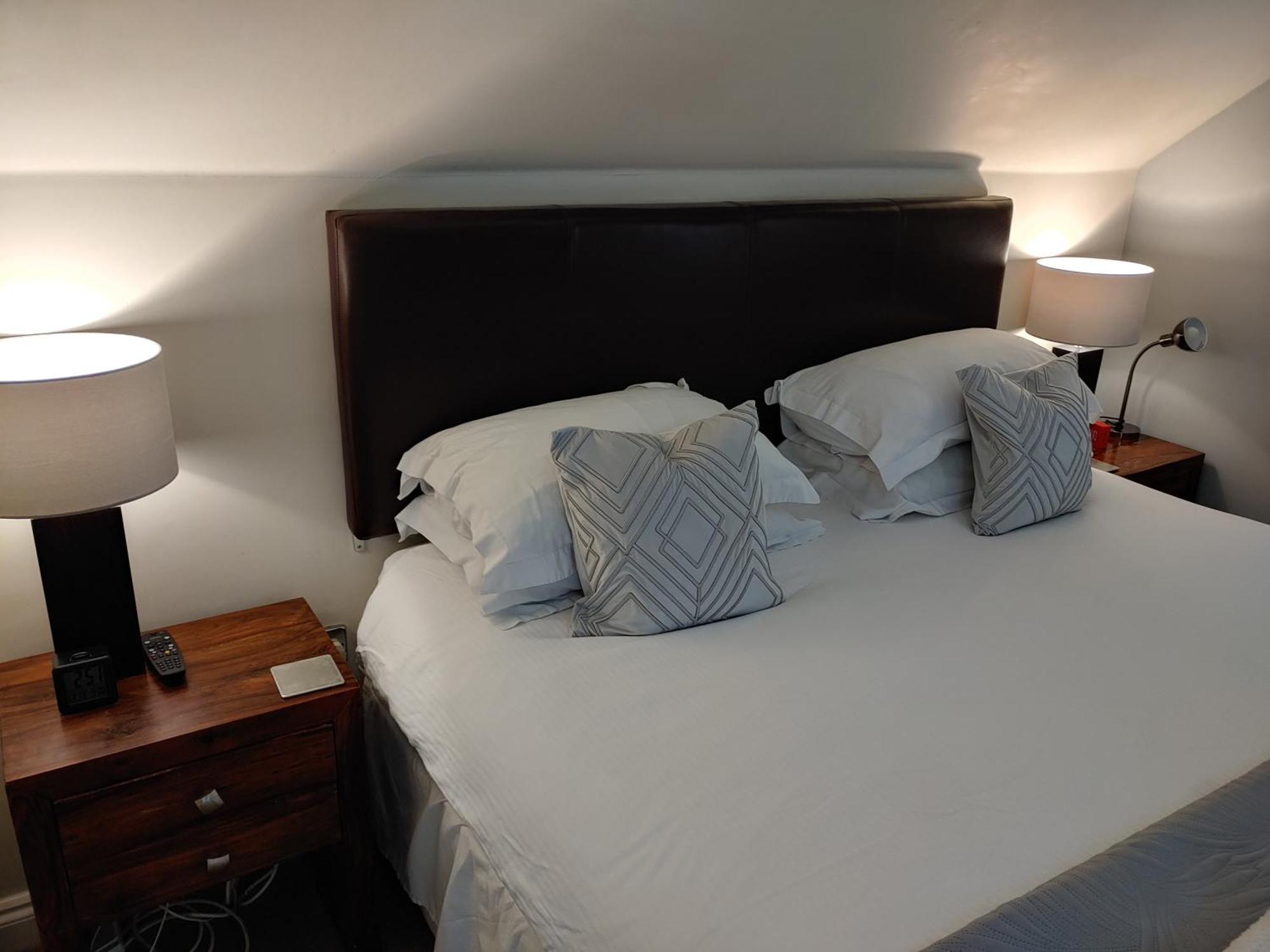 The Bath House Apartments - Free 1St Breakfast - Free Parking Exterior foto